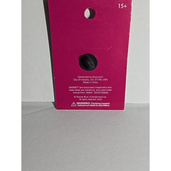 New Barbie The Movie Barbie Way Street Sign Enamel Pin On Cardboard - Picture 3 of 6